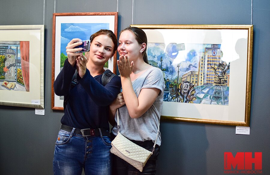 Победителей первого Минского конкурса изобразительного искусства наградили в галерее Щемелева